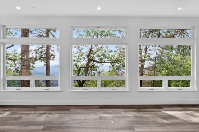 4860 Questa Mirada Ct, Camino, CA 95709