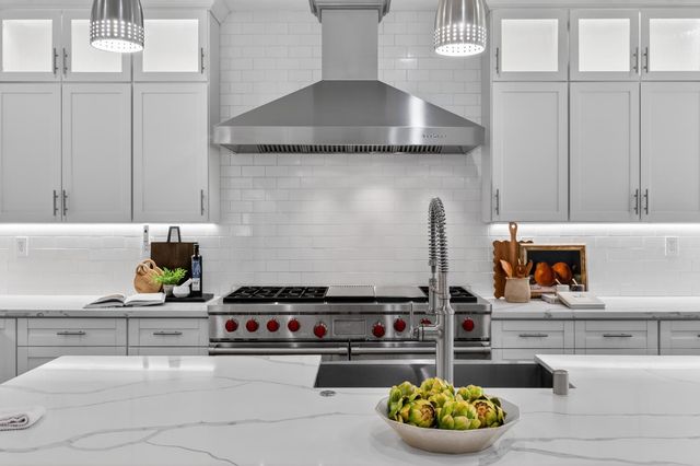 4860 Questa Mirada Ct, Camino, CA 95709