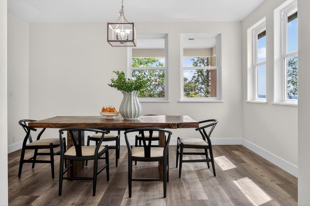 4860 Questa Mirada Ct, Camino, CA 95709