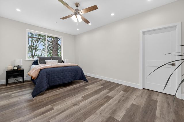 4860 Questa Mirada Ct, Camino, CA 95709