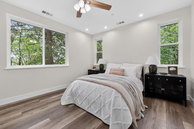 4860 Questa Mirada Ct, Camino, CA 95709