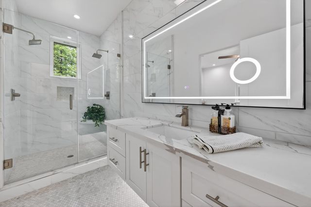 4860 Questa Mirada Ct, Camino, CA 95709