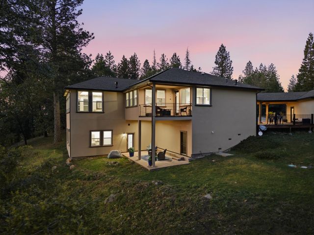 4860 Questa Mirada Ct, Camino, CA 95709