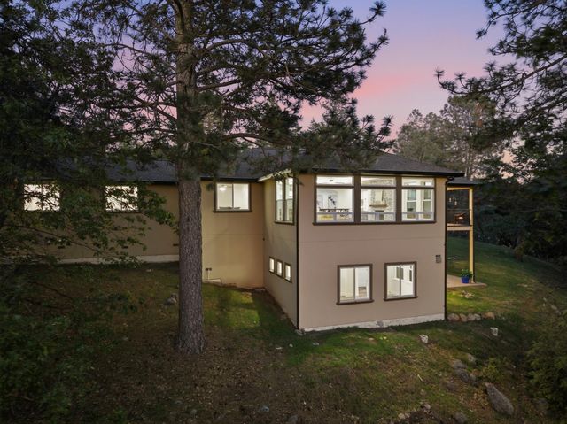 4860 Questa Mirada Ct, Camino, CA 95709