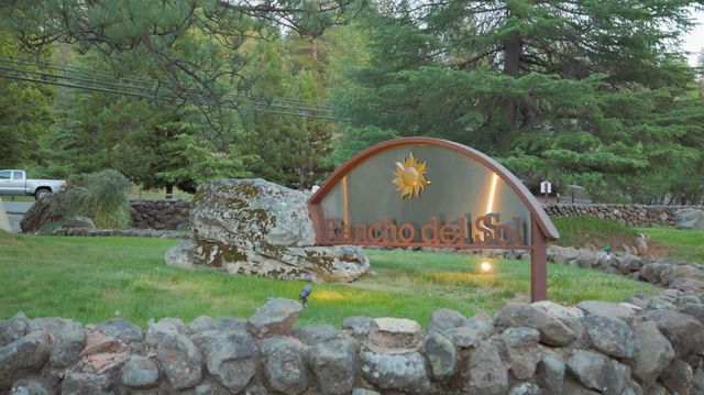 4860 Questa Mirada Ct, Camino, CA 95709