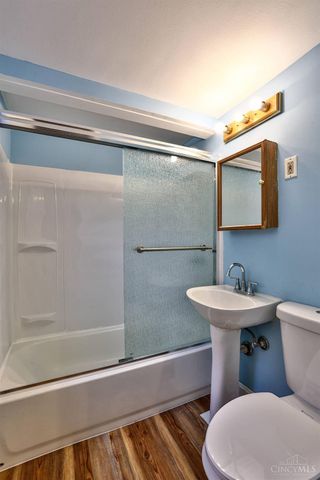 3232 Montana Avenue, Cincinnati, OH 45211