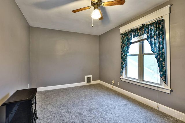 3232 Montana Avenue, Cincinnati, OH 45211