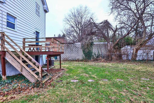 3232 Montana Avenue, Cincinnati, OH 45211