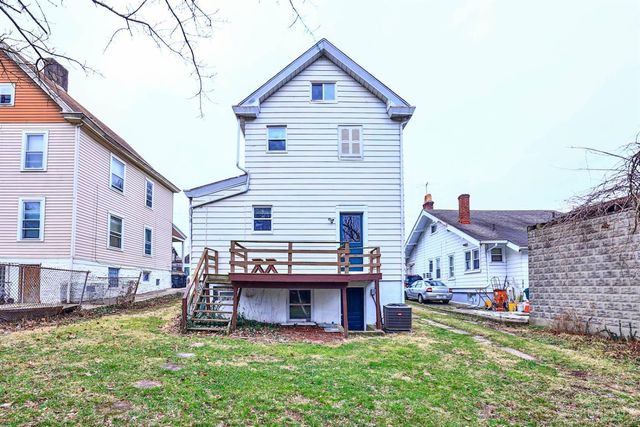 3232 Montana Avenue, Cincinnati, OH 45211