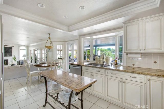 1736 Peacock, Fullerton, CA 92833