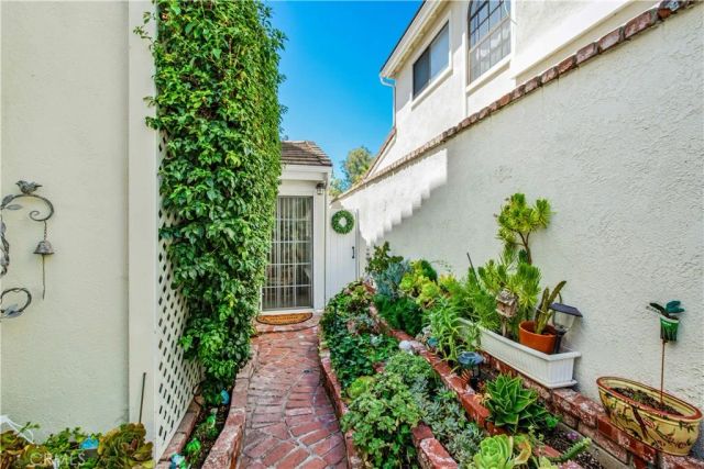 1736 Peacock, Fullerton, CA 92833