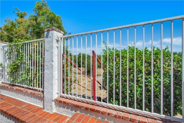 1736 Peacock, Fullerton, CA 92833