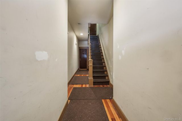 34 Clarendon Avenue, Yonkers, NY 10701