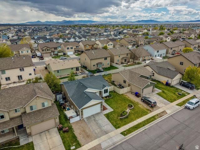 2442 E HITCHING POST DR, Eagle Mountain, UT 84005