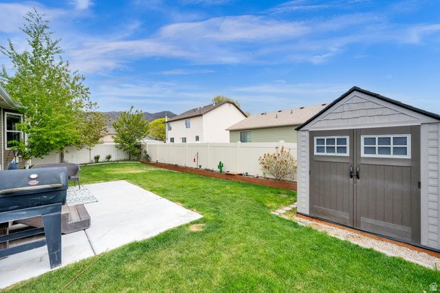 2442 E HITCHING POST DR, Eagle Mountain, UT 84005