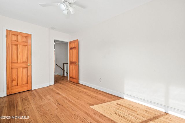 12 Tanglewood Road, Middletown, NJ 07748