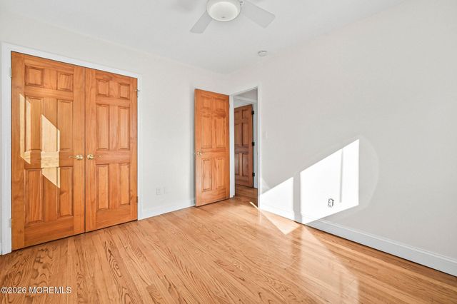 12 Tanglewood Road, Middletown, NJ 07748