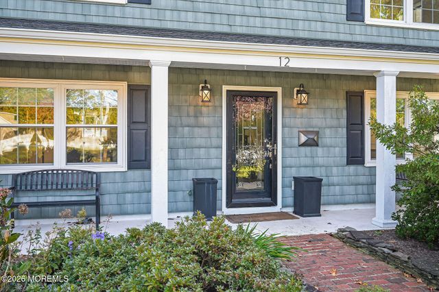12 Tanglewood Road, Middletown, NJ 07748