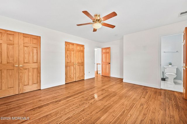 12 Tanglewood Road, Middletown, NJ 07748