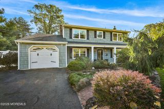 12 Tanglewood Road, Middletown, NJ 07748