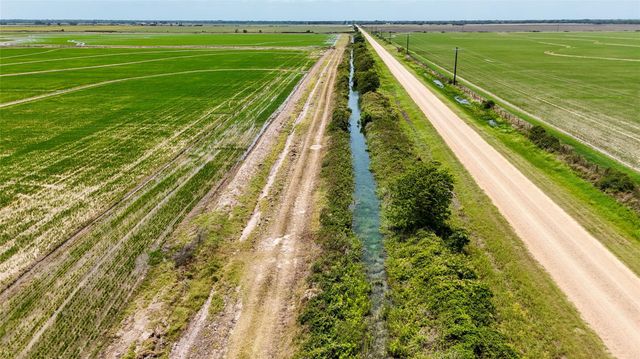 1113 County Road 395, Louise, TX 77455