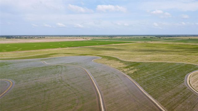 1113 County Road 395, Louise, TX 77455