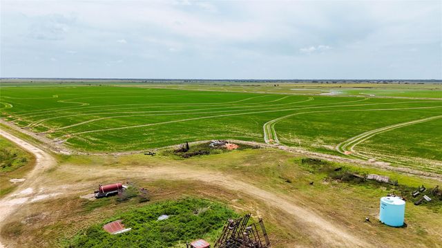 1113 County Road 395, Louise, TX 77455