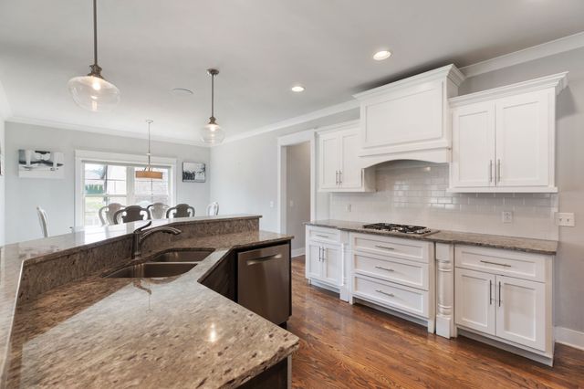 4517 Garcia Blvd, Murfreesboro, TN 37128