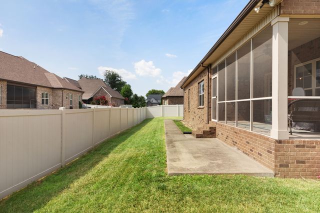 4517 Garcia Blvd, Murfreesboro, TN 37128
