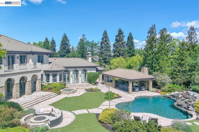 2794 W Ruby Hill Dr, Pleasanton, CA 94566