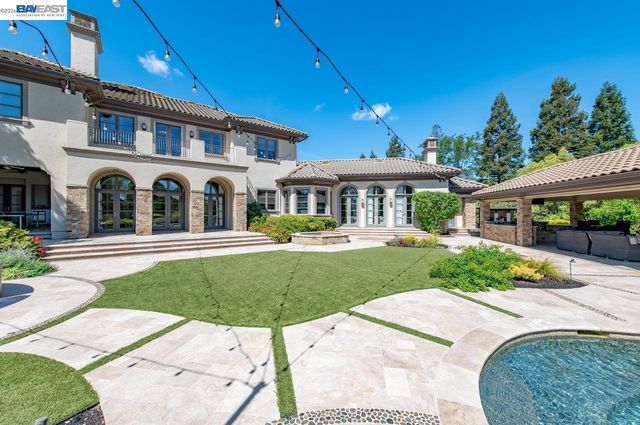 2794 W Ruby Hill Dr, Pleasanton, CA 94566