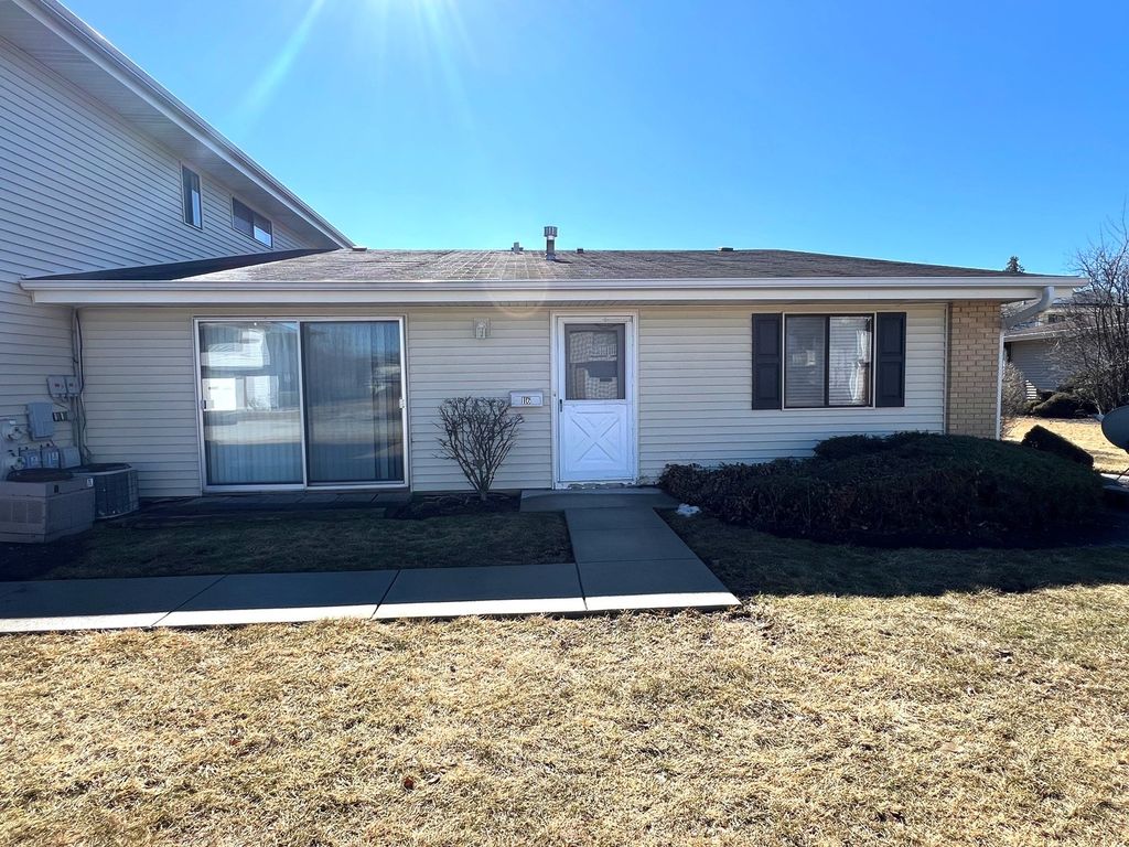 116 Cotuit Court 1312, Schaumburg, IL 60193