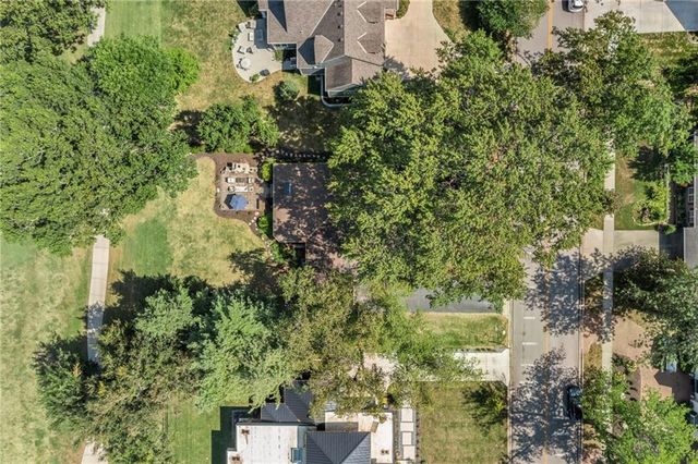 3512 W 71st Street, Prairie Village, KS 66208