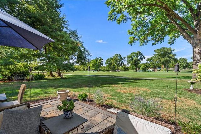 3512 W 71st Street, Prairie Village, KS 66208