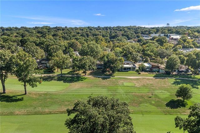 3512 W 71st Street, Prairie Village, KS 66208