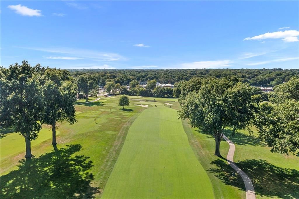 3512 W 71st Street, Prairie Village, KS 66208