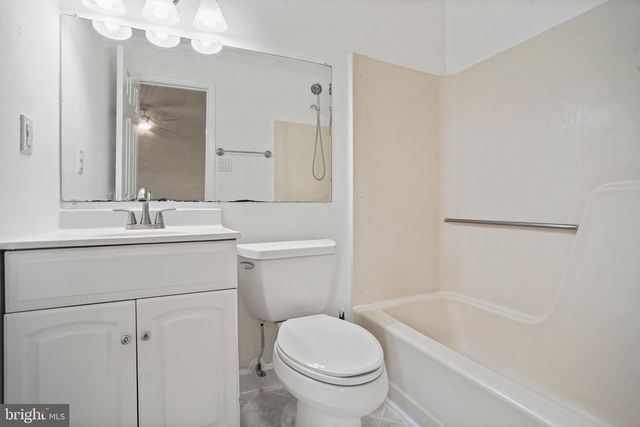 8304 MOUNTAIN ASH WAY, Gaithersburg, MD 20879