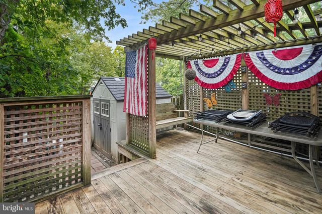 8304 MOUNTAIN ASH WAY, Gaithersburg, MD 20879