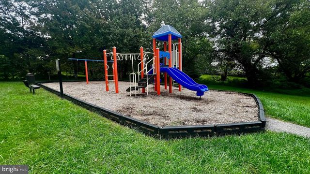 8304 MOUNTAIN ASH WAY, Gaithersburg, MD 20879