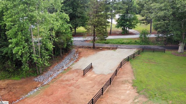 399 S Nelson Drive, Fountain Inn, SC 29644