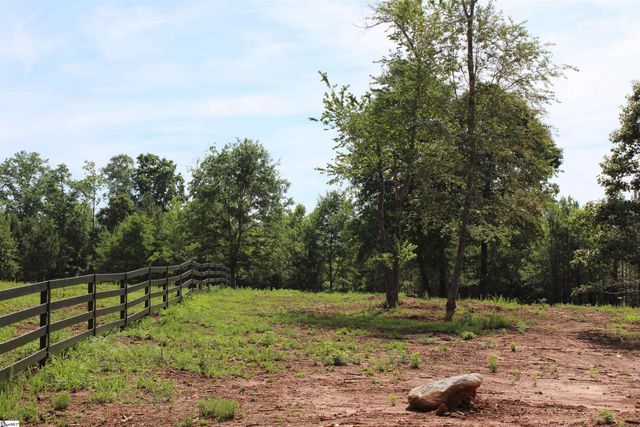 399 S Nelson Drive, Fountain Inn, SC 29644