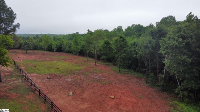 399 S Nelson Drive, Fountain Inn, SC 29644