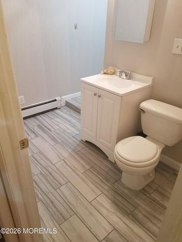 223 Riverside Drive, Bayville, NJ 08721