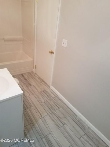 223 Riverside Drive, Bayville, NJ 08721