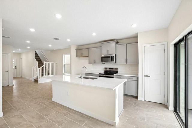 3237 CUP DRIVE, Lakeland, FL 33803