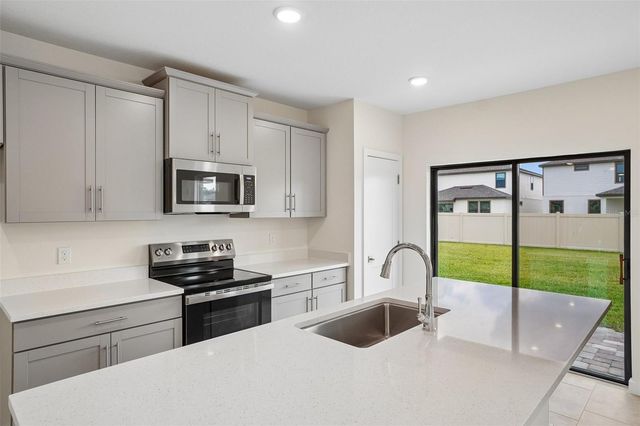 3237 CUP DRIVE, Lakeland, FL 33803