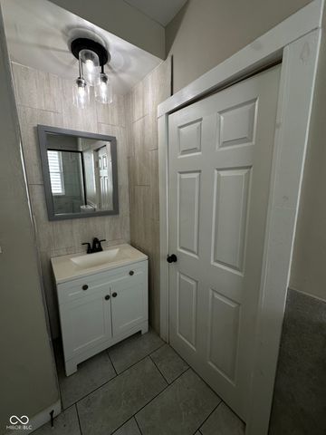 1810 N Parker, Indianapolis, IN 46218