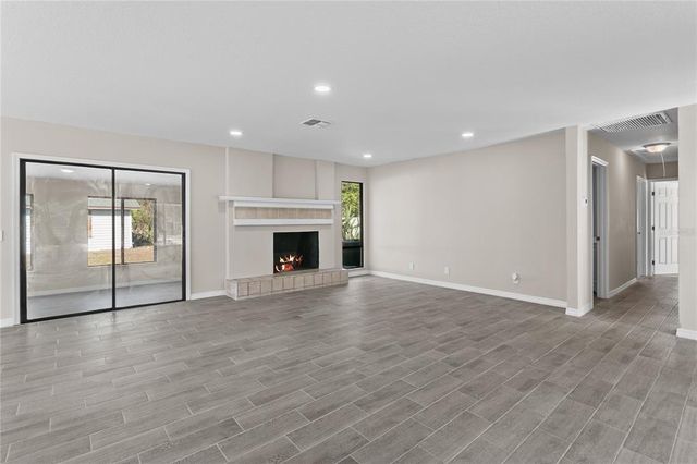 3743 RED OAK COURT, Lake Wales, FL 33898