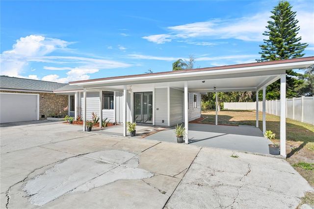 3743 RED OAK COURT, Lake Wales, FL 33898