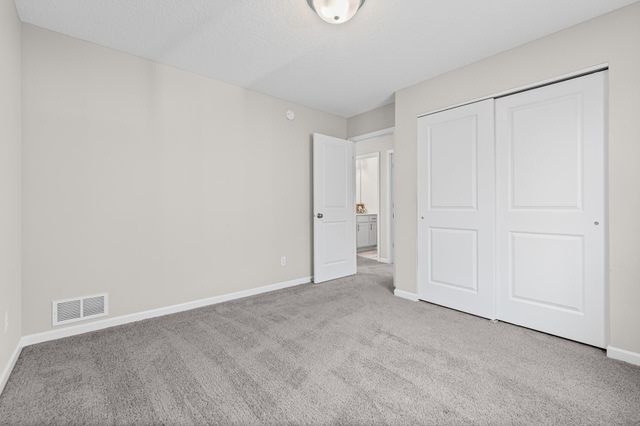 1563 100th Avenue NW, Coon Rapids, MN 55433